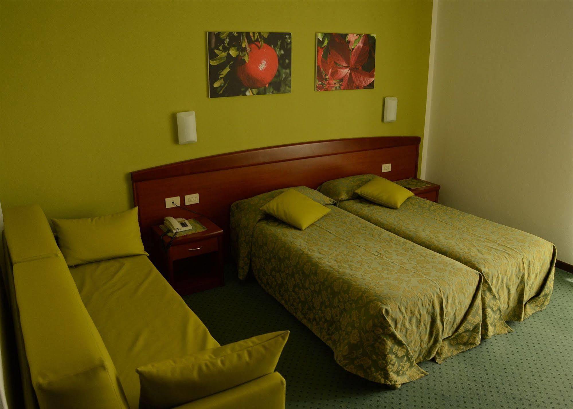 Hotel Garni Selene Malcesine Exterior photo